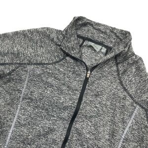Athleta Medium 1/2 Zip Long Sleeve Vented Pockets Jersey‎